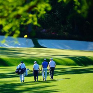 Read more about the article ทำไมการเข้าร่วมชุมชนกอล์ฟถึงช่วยพัฒนาทักษะของนักกอล์ฟ?